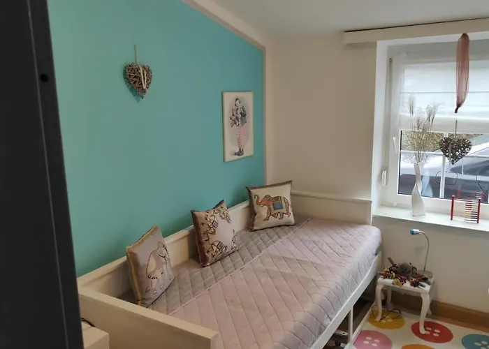 Gemuetlicher Semesterbostad *