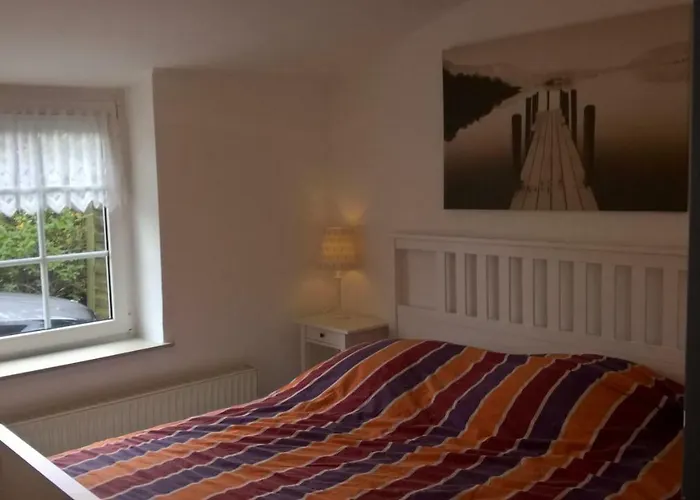 Semesterbostad Gemuetlicher *